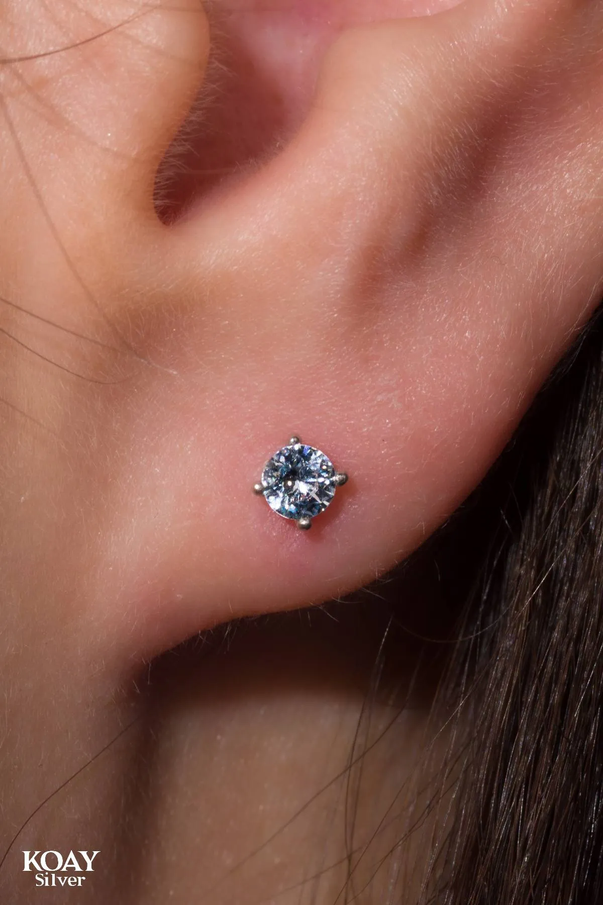 Tiny Zircon Earring