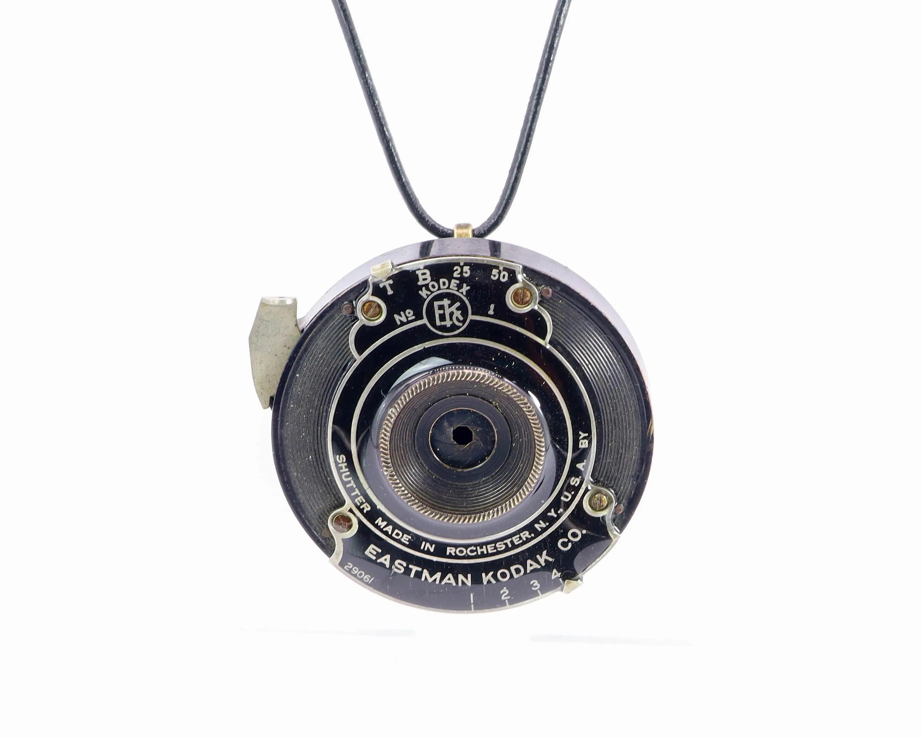 Vintage Camera Lens Pendant Necklace - Gift For Wife - Eco-friendly upcycled Statement Jewelry - gift for her - handmade steampunk jewelry